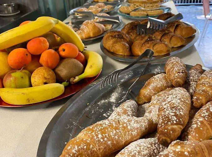 לינה וארוחת בוקר Nanni Garni