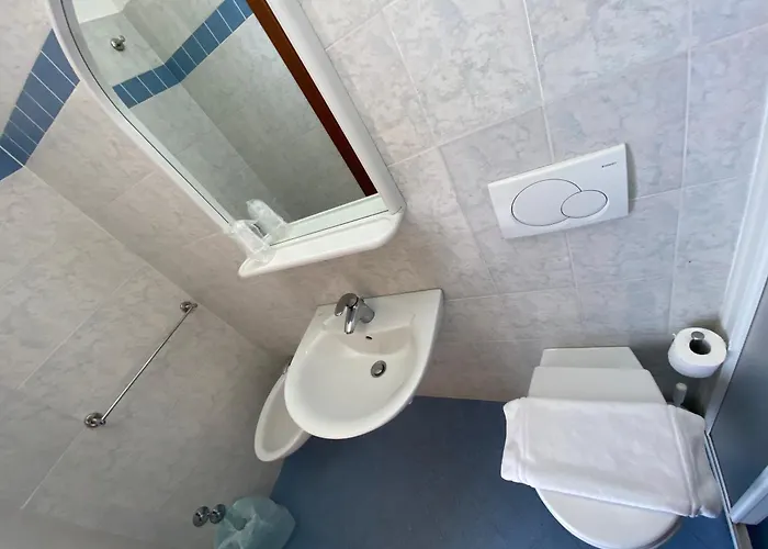Nanni Garni לינה וארוחת בוקר