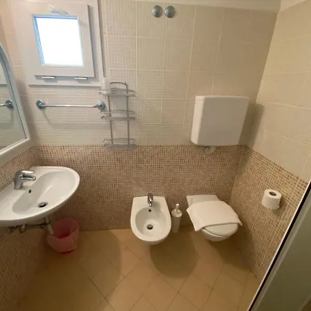 Nanni Garni Bed & Breakfast