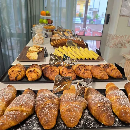Nanni Garni Frühstückspension Rimini