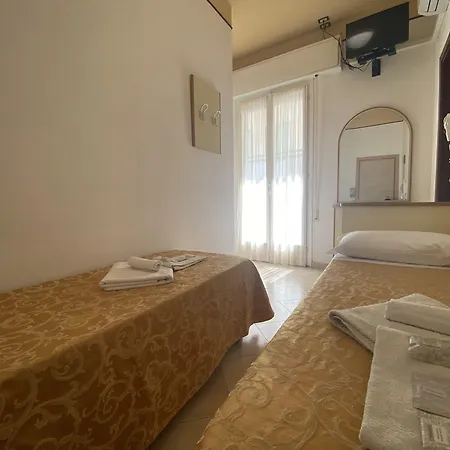 Alojamento de Acomodação e Pequeno-almoço Nanni Garni Rimini