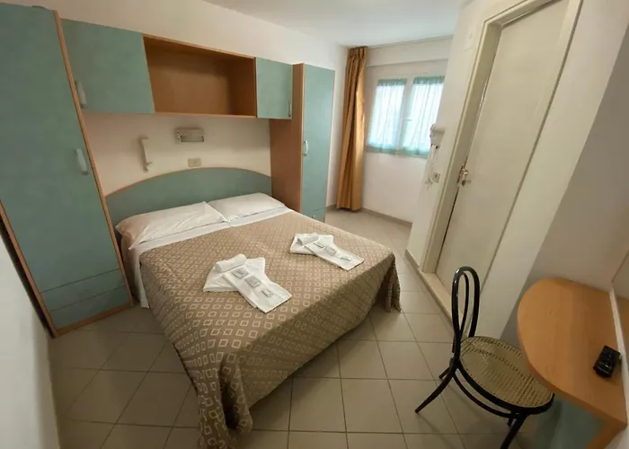 Frühstückspension Nanni Garni 3*