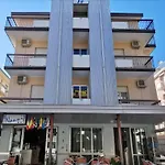 Nanni Garni