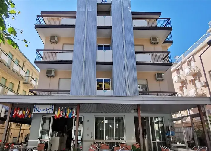 Nanni Garni