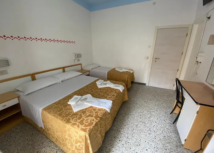 Frühstückspension Nanni Garni 3*